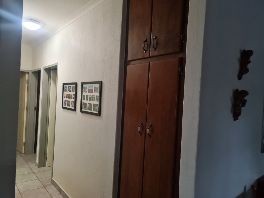 3 Bedroom Property for Sale in Waterval East North West